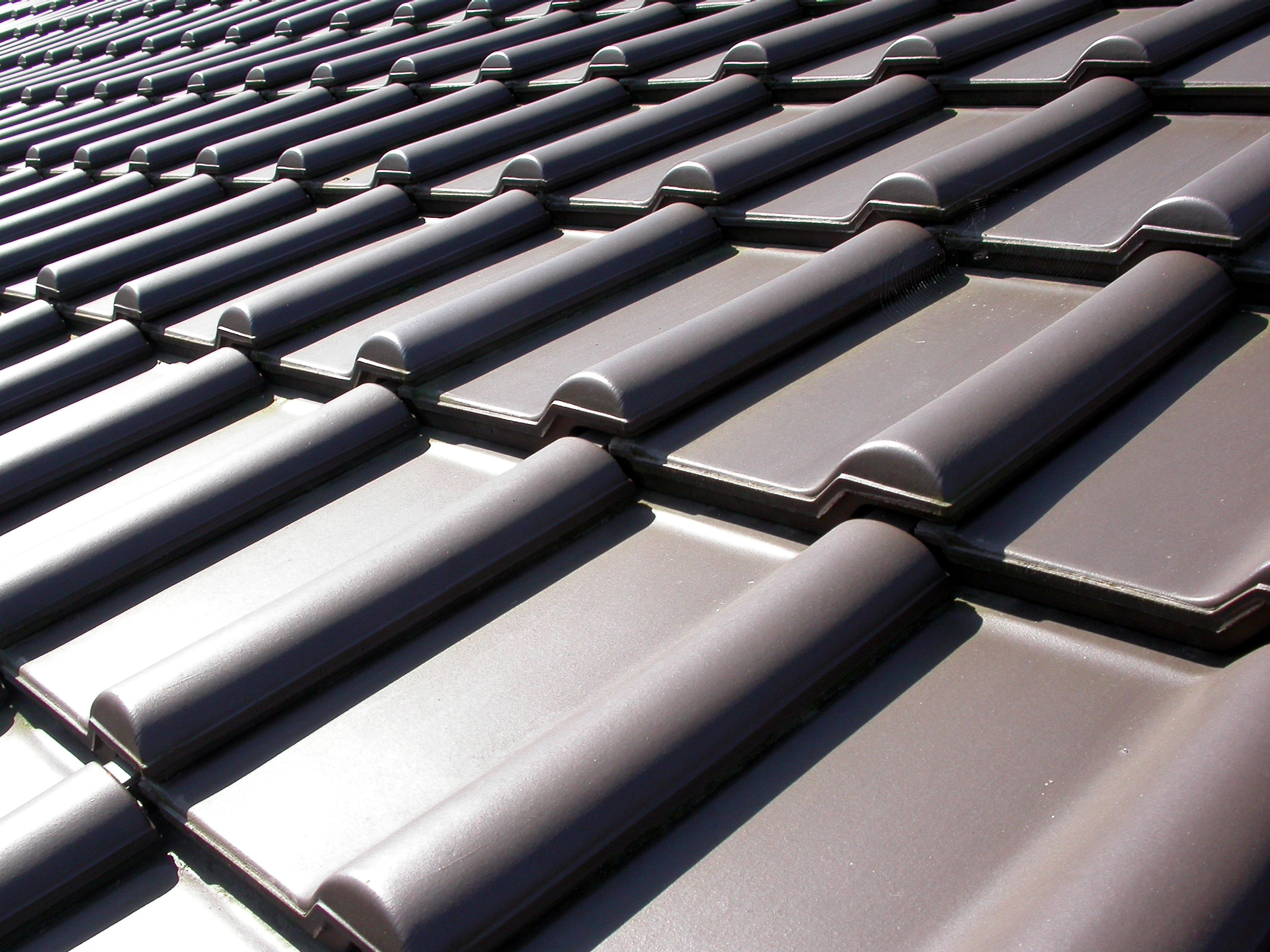  Wir decken Ihr Dach ganz nach Ihren Wünschen, ob Ein- oder Umdeckungen.<br><h7>Foto: Klicker / pixelio.de</h7> 